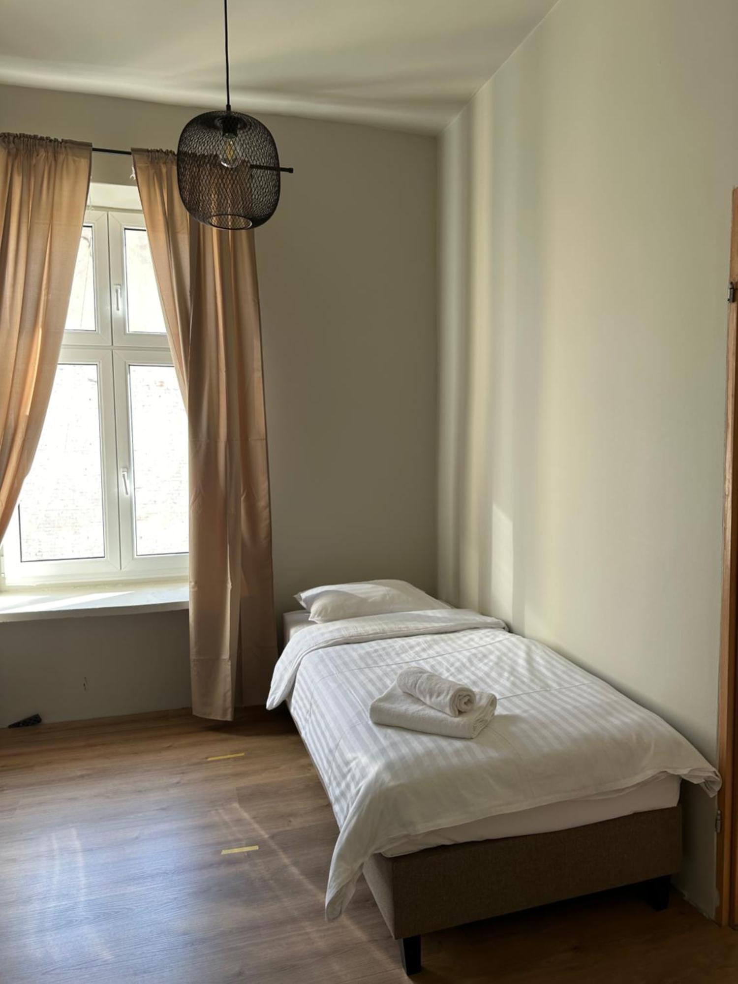 Hotelik Relax H360 Lodz  Ngoại thất bức ảnh